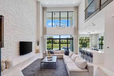 Newly reduced! Welcome to this beautiful, warm and inviting five - photo 3