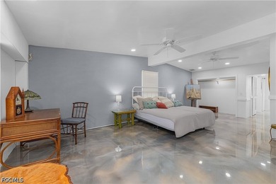 Serenity Cove, Waterfront 3 bedroom 2.5 baths on Large lot - photo 5