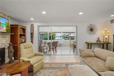 Serenity Cove, Waterfront 3 bedroom 2.5 baths on Large lot - photo 9