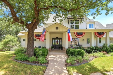 A CLASSIC SUGARTREE FAVORITE! This is the type of home that is - photo 2