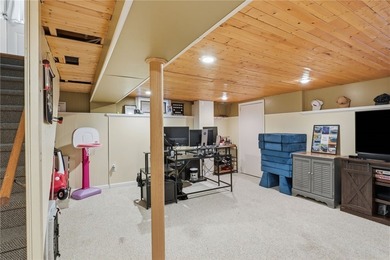 Welcome home to this beautiful, impeccably maintained and - photo 25