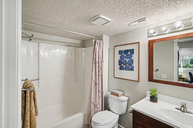 Just step out from this townhouse onto the East River Parkway - photo 26