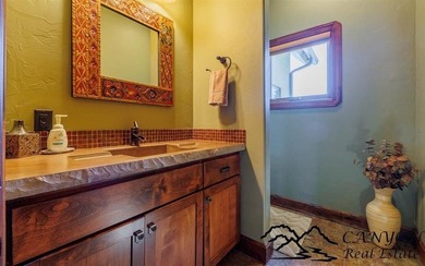 Experience luxury golf course living with warm modern finishes - photo 31