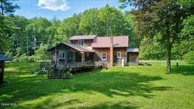 Bring your vision and make this charming 1928 bungalow your own! - photo 2