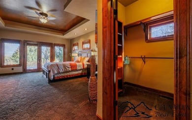 Experience luxury golf course living with warm modern finishes - photo 38