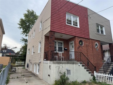 (private lake, pond, coastal) Home Sale Pending in Bronx New York