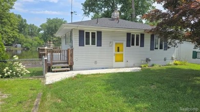 Lake Home For Sale in Pinckney, Michigan