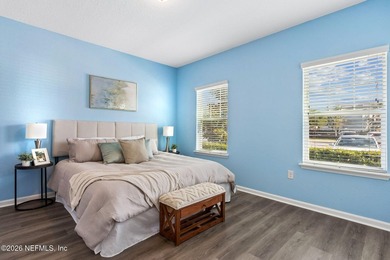 Welcome home to this refreshed first-floor 2-bedroom, 2-bath - photo 13