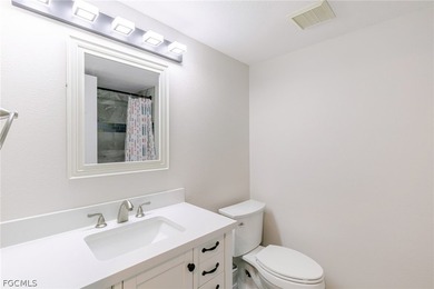 Beautifully remodeled first-floor end-unit condo in Newport Glen - photo 22