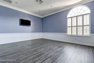 Welcome home to this refreshed first-floor 2-bedroom, 2-bath - photo 37