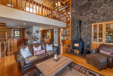 HUGE Price Reduction. Very Motivated Sell. Paradise on the bank - photo 2