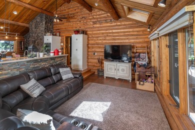 HUGE Price Reduction. Very Motivated Sell. Paradise on the bank - photo 7