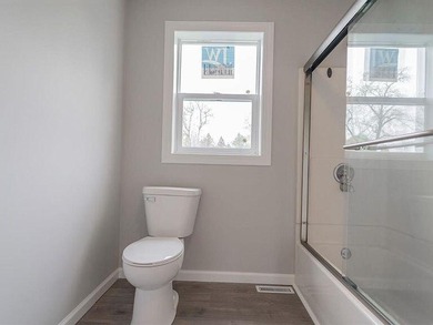 Great home for a first-time buyer or investor, conveniently - photo 12