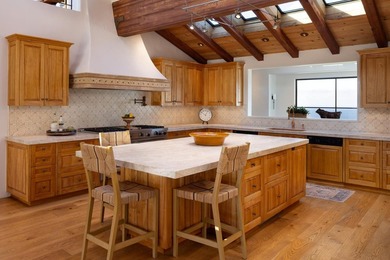 Set between the dramatic Carmel coastline and the Santa Lucia - photo 12