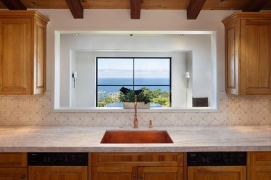 Set between the dramatic Carmel coastline and the Santa Lucia - photo 14