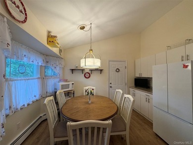 This solid 1988 built three-bedroom, two-bathroom ranch offers 1 - photo 6