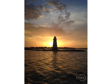 Located on the southend of Tybee Island. 3 Bedrooms and 2