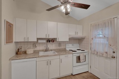 This solid 1988 built three-bedroom, two-bathroom ranch offers 1 - photo 7