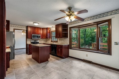 Welcome to 14001 Rhine Court, a beautifully maintained - photo 19