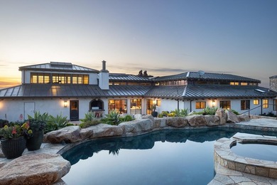 Set between the dramatic Carmel coastline and the Santa Lucia - photo 20