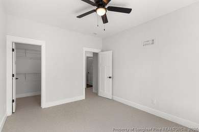 Experience the perfect blend of modern luxury and thoughtful - photo 24