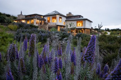 Set between the dramatic Carmel coastline and the Santa Lucia - photo 56