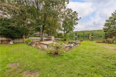 Swan Lake Lot Sale Pending in Oxford Connecticut