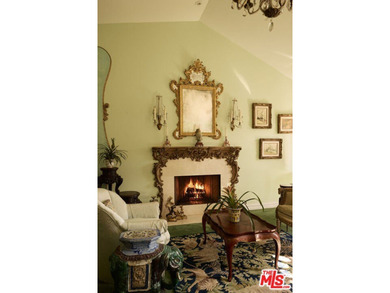 A romantic European-inspired villa in Santa Monica's coveted - photo 13