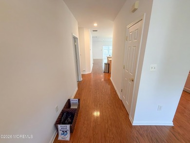 Welcome to this beautifully maintained EXPANDED Wentworth model! - photo 7