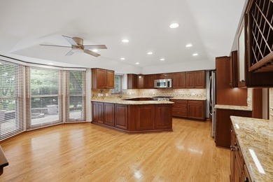 Pride of ownership at every turn, spacious floor plan & quality - photo 18