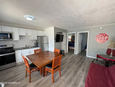 40 Units Ocean Block. Could do $65,000-$75,000/Month Year Around - photo 21