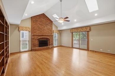 Pride of ownership at every turn, spacious floor plan & quality - photo 21