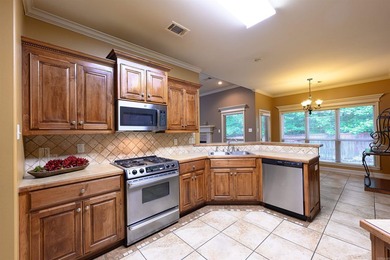 Perfectly maintained all-brick home in Gap Creek! Beautiful - photo 8
