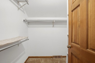 Pride of ownership at every turn, spacious floor plan & quality - photo 28