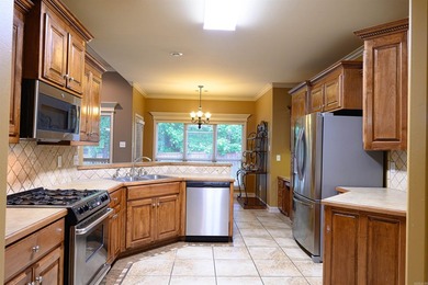 Perfectly maintained all-brick home in Gap Creek! Beautiful - photo 9