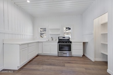 641 W La Loma Ave presents an extraordinarily rare opportunity - photo 31