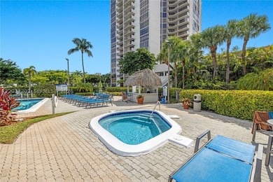 Floor to ceiling windows offer stunning lake, skyline, & sunset - photo 44