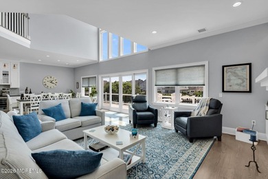 Welcome to this stunning 4-bedroom, 3 1/2-bath waterfront home - photo 10