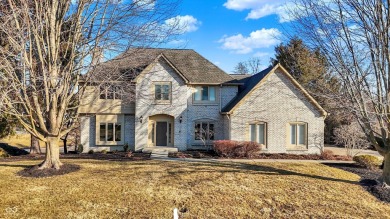 Lake Home Sale Pending in Zionsville, Indiana