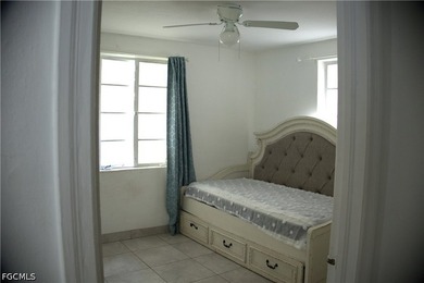 Welcome home located on a spacious corner lot in a quiet North - photo 8