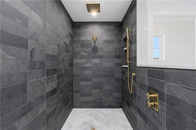 This meticulously built 3452 sf new home in Newport's Yachting - photo 31