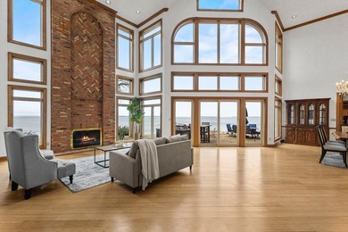 Experience luxury lakefront living on the shores of Lake - photo 10
