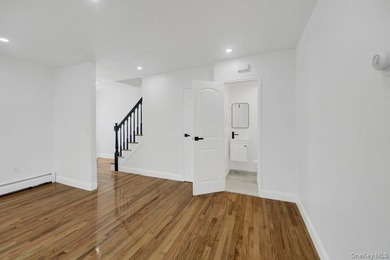 Tucked behind a custom wrought-iron gate, your own private oasis - photo 8
