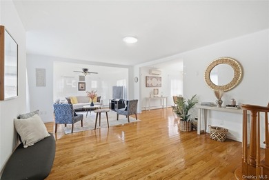 Location, Location! Turn-Key Gem Near Bowne Park Beautifully - photo 4