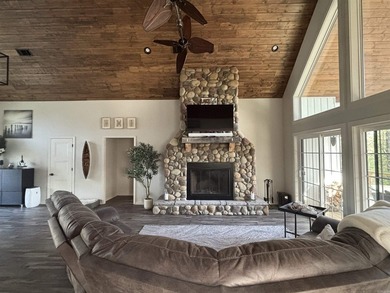 Custom Lakefront Retreat on Greers Ferry Lake with Boat slip - photo 6