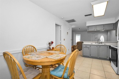 Under contract-accepting backup offers. Welcome to this well - photo 11