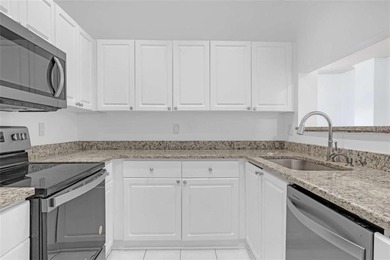 The Oaks at Buckhead Live the high life in the heart of Buckhead