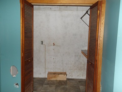Here's a home in town Madison with lots of charm. Spacious - photo 16