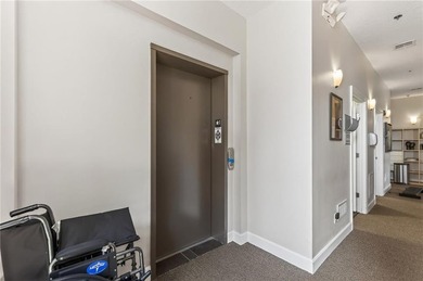 Excellent opportunity for an owner-user or investor seeking a - photo 25