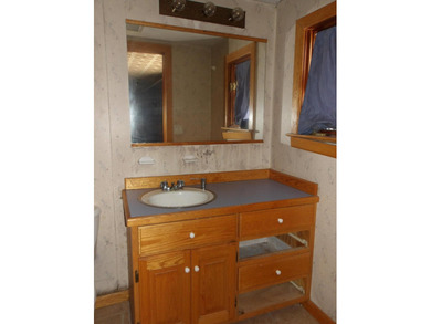 Here's a home in town Madison with lots of charm. Spacious - photo 36